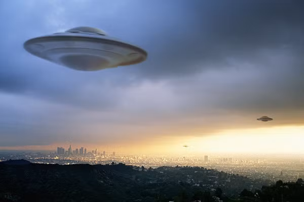 “Nếu chúng ta thiết lập một bộ các giả thuyết mới về nhân tố cấu thành nên trí thông minh và công nghệ cao hơn, chúng ta sẽ phát hiện ra rằng, một số hiện tượng như vậy ăn khớp với các giả thuyết cụ thể, và chúng ta có thể bắt đầu các cuộc nghiên cứu nghiêm túc thật tự”, ông gợi ý.