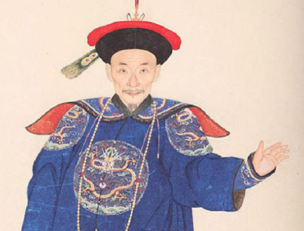 Sau này, dân gian còn tương truyền lại câu nói: "Cái Càn Long có Hòa Thân có, cái Càn Long không có chưa chắc Hòa Thân không có", để ám chỉ sự giàu có và mức độ ảnh hưởng khủng khiếp của Hòa Thân.