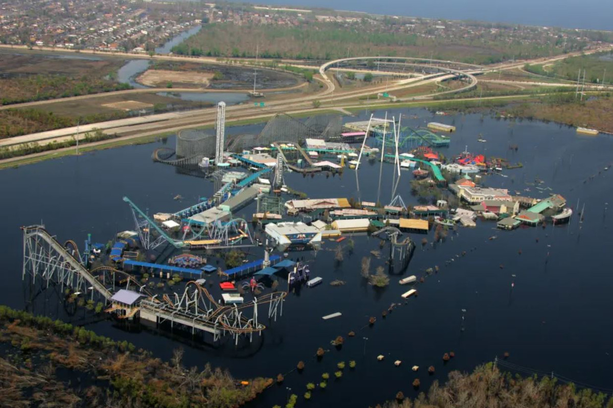 Nhà thám hiểm đô thị người Canada cho biết, với anh, công viên giải trí bỏ hoang lớn nhất ở Mỹ gợi cho anh cảm giác hoài cổ. Đây đã từng là địa điểm tràn ngập niềm vui và tiếng cười, còn hiện tại trở thành hình ảnh thu nhỏ của sự khốn khổ bị tàn phá bởi cơn bão khủng khiếp.