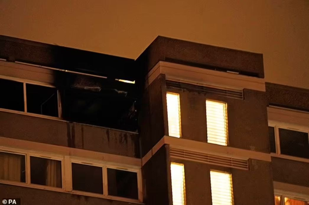 Xit khu mui vao nen, cau nhoc 13 tuoi lam no nha-Hinh-2