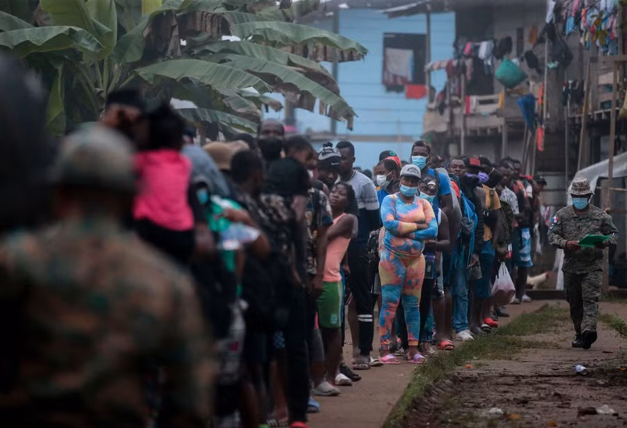 Can canh hanh trinh chong gai nguoi ti nan Haiti toi My