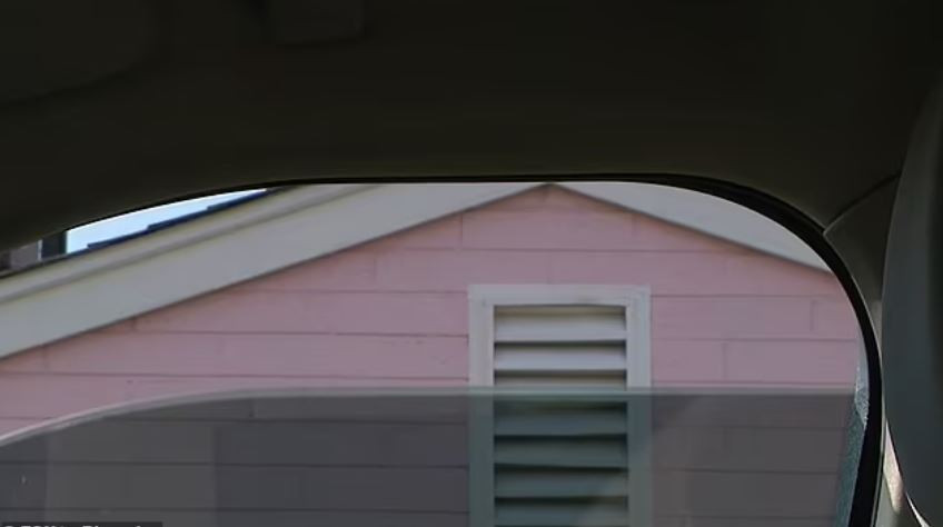 Soc: Be gai bi kinh cua xe hoi nghien tu vong