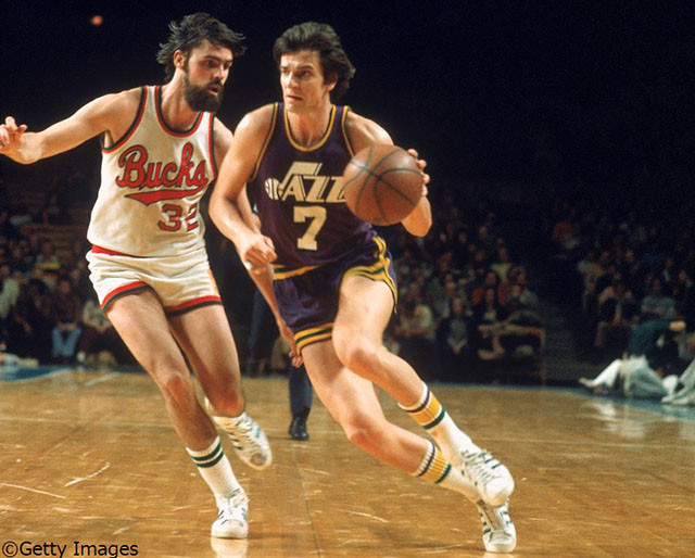 Kinh ngac 5 nguoi noi tieng tien tri chinh xac cai chet cua minh-Hinh-2