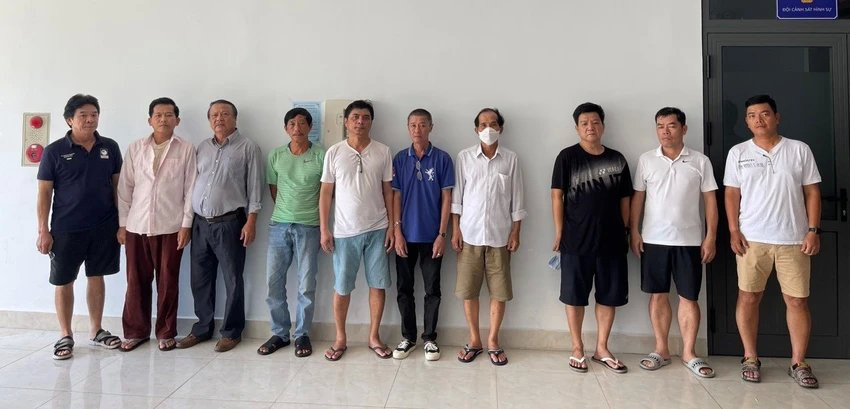 Triệt phá đường dây cá độ bóng đá hơn 1.000 tỉ đồng mùa EURO Triet pha duong day ca do bong da hon 1.000 ti dong mua EURO