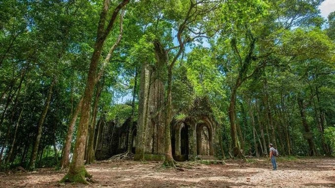 Melia Ba Vi lot bo suu tap khach san khat khe nhat the gioi