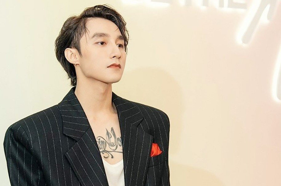 Sao Viet doi nghe danh: Ai thanh cong, ai bi quen lang?-Hinh-2