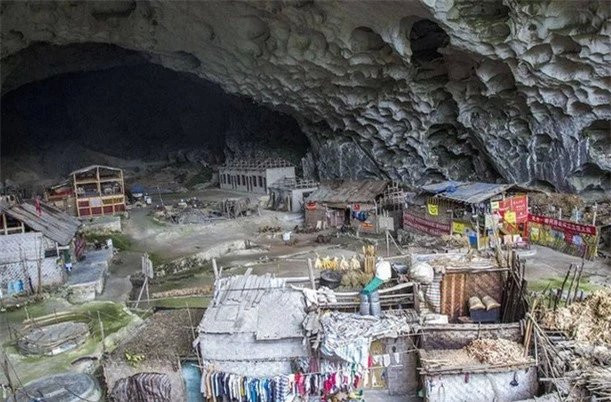 Ngoi lang “hang dong” tach biet hoan toan voi the gioi ben ngoai-Hinh-3