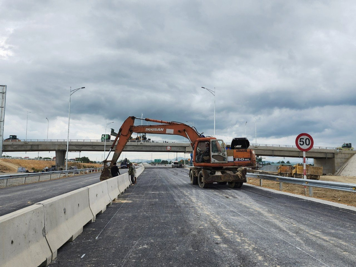 Các mức phí khi lưu thông trên cao tốc Diễn Châu – Bãi Vọt Cac muc phi khi luu thong tren cao toc Dien Chau – Bai Vot