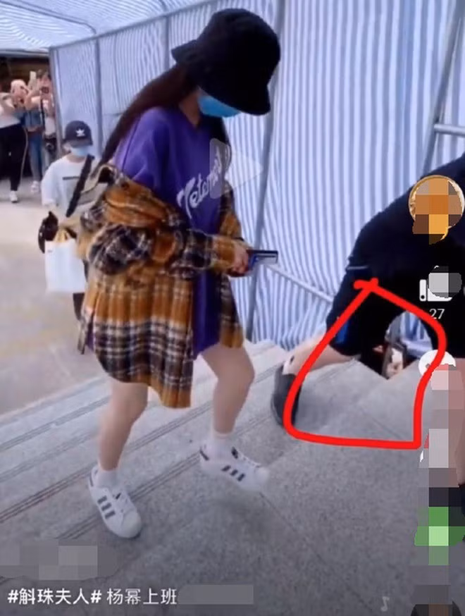 Con ac mong bi quay len luc thay do cua cac sao-Hinh-3