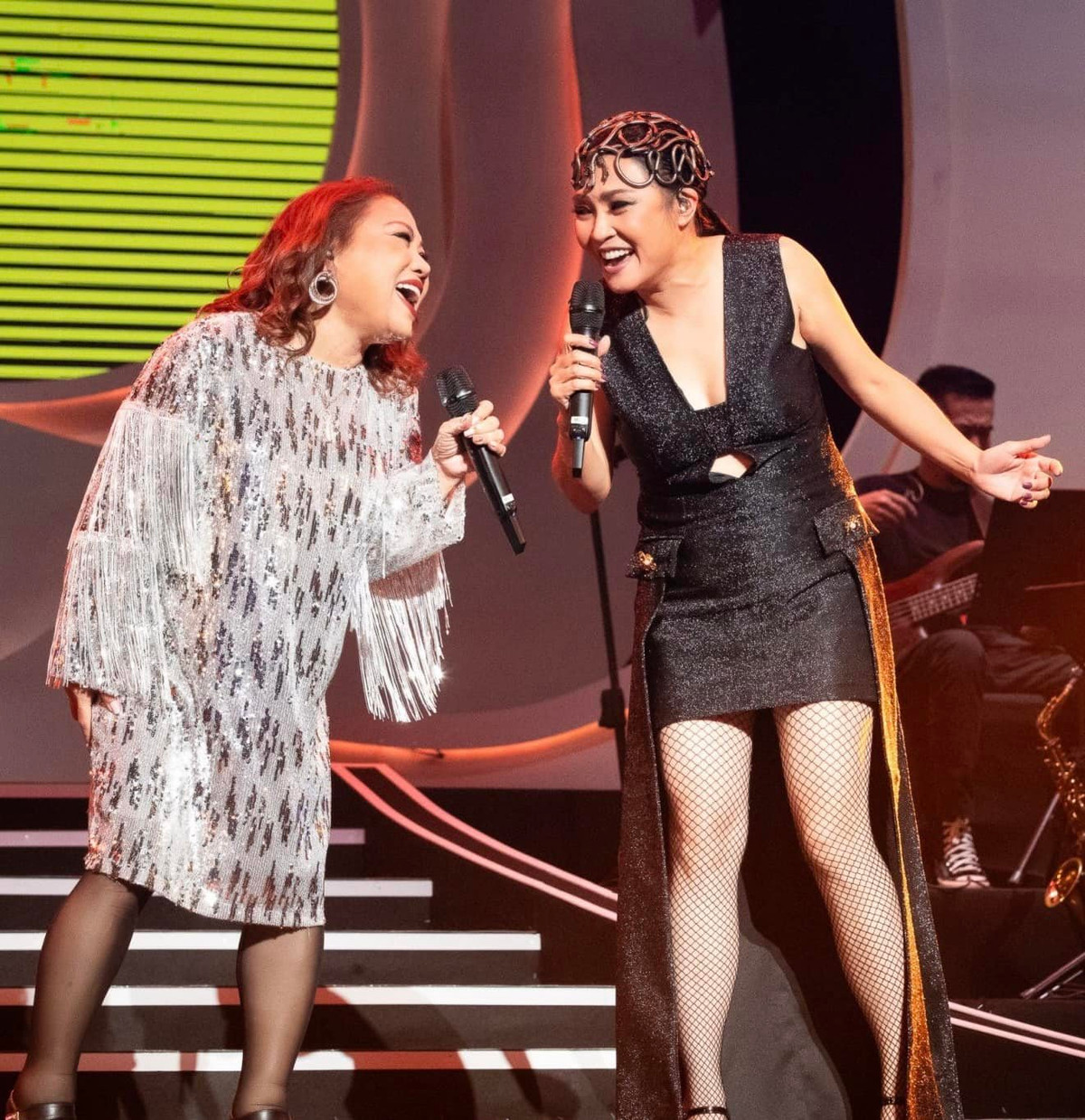 Ca sĩ Siu Black: “Tôi quay lại với chồng cũ không hẳn vì tình yêu…” Ca si Siu Black: “Toi quay lai voi chong cu khong han vi tinh yeu…”