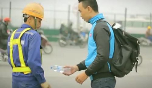 Phim ngán cua nhom sinh vien bao chi goi nhieu suy ngãm-Hinh-2