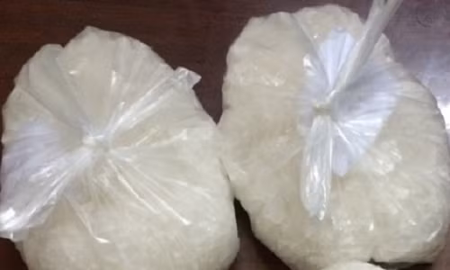 Bat hai doi tuong tuon 3kg ma tuy vao Viet Nam