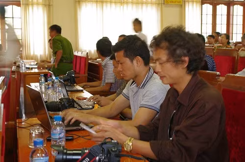 Họp báo thong tin chính thúc vụ thảm sát ỏ Yen Bái-Hinh-2