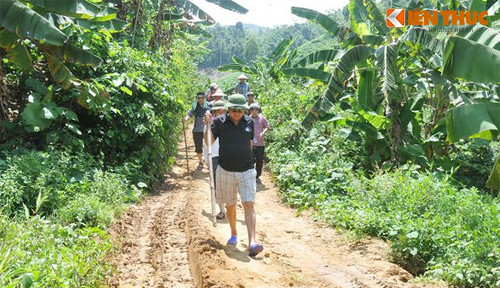 So gap nghi pham thảm sat ỏ Yen Bái, dan khong dam vao ray-Hinh-3