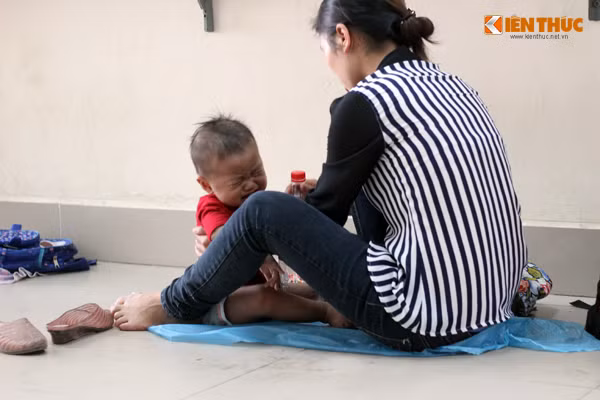 Những tiếng khóc...