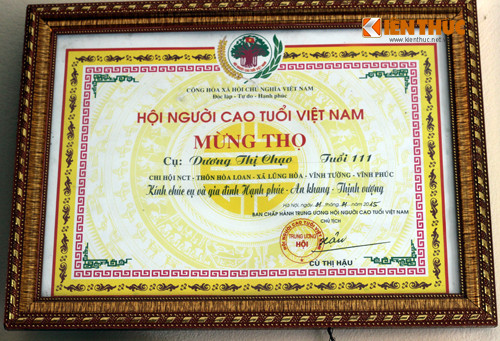 Bi quyet song khoe cua cu ba 111 tuoi o Vinh Phuc-Hinh-4