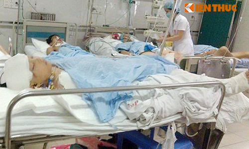 Bé trai roi tù tàng 10 chung cu xuong dã tỉnh lại