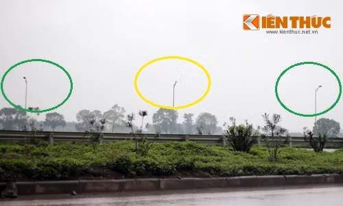 Hang tram bong den duong bat sang trung giua trua o Ha Noi-Hinh-2