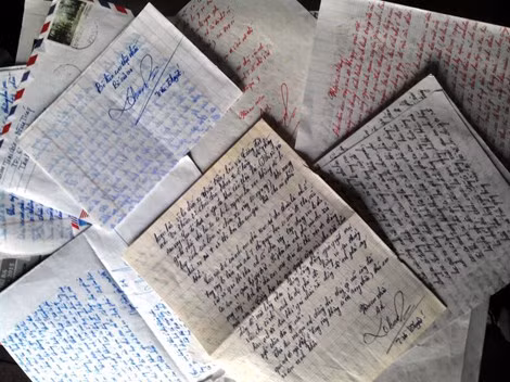 Vo cu Thuyet buon vua buòn vì phát ngon của chòng-Hinh-3