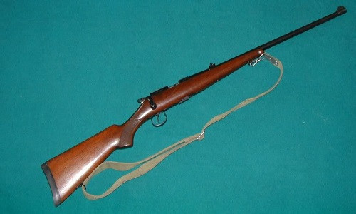 Truy tìm dói tuọng dùng súng bán nguòi trong dem ỏ Hà Nọi