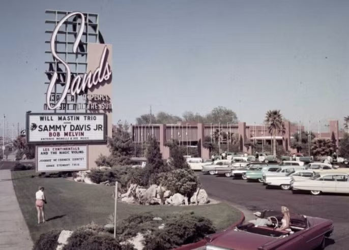 Đến những năm 1960, thành phố này đã trở thành trung tâm giải trí của mọi lĩnh vực, từ sự kiện thể thao đến các buổi biểu diễn của những ngôi sao lớn nhất trong ngành công nghiệp âm nhạc.