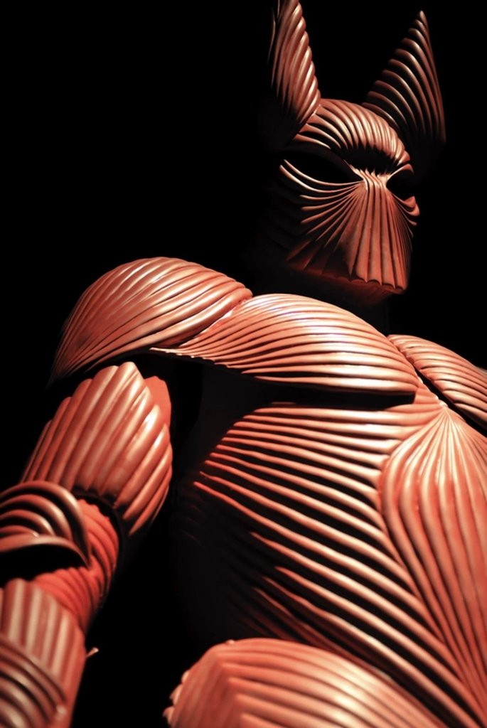 Bộ giáp của Bá tước Dracula trong tác phẩm Dracula (1992) của Bram Stoker.