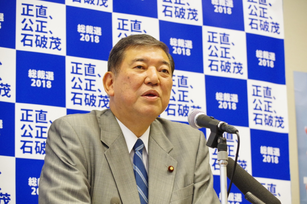 Trong chiến dịch tranh cử vừa qua, ông Ishiba kêu gọi Nhật Bản dẫn đầu việc thành lập một “NATO phiên bản châu Á”, song ý tưởng nhanh chóng bị Mỹ bác bỏ vì quá vội vàng. Tại Okinawa, nơi tập trung hầu hết lực lượng Mỹ đồn trú tại Nhật Bản, ông sẽ tìm cách giám sát chặt chẽ hơn các căn cứ mà Mỹ sử dụng. Ảnh: JT.