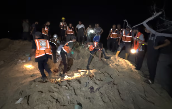 Vùng nhân đạo ở Gaza bị tập kích, ít nhất 100 người thương vong Vung nhan dao o Gaza bi tap kich, it nhat 100 nguoi thuong vong