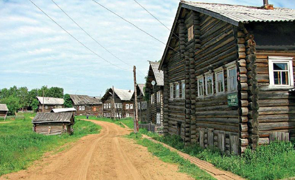 Kimzha là một ngôi làng Bắc Cực có niên đại từ thế kỷ 16. Mỗi ngôi nhà ở đây đều là "kho báu" đối với các nhà sử học và là tượng đài của kiến trúc gỗ phương Bắc.