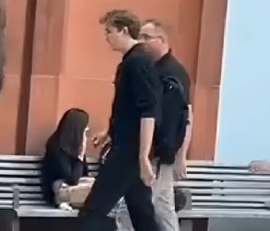 Barron cố gắng để trông giống như bất kỳ sinh viên nào khác khi bước vào học kỳ mùa thu.