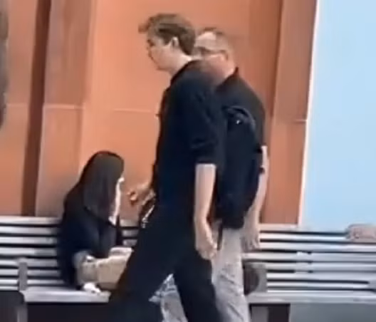 He lo bat ngo cuoc song sinh vien cua quy tu nha ong Trump-Hinh-6