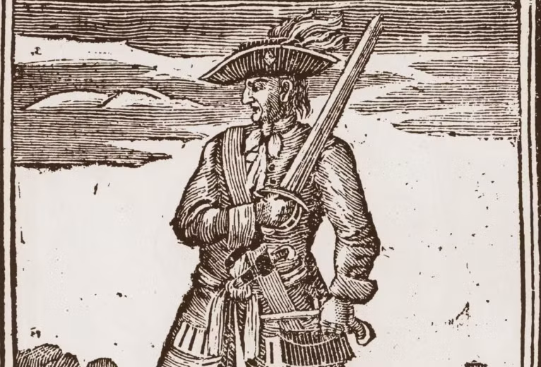 3. Calico Jack hoạt động ở Bahamas và Cuba vào đầu thế kỷ 18. Jack bị một tên cướp biển người Anh bắt giữ vào năm 1720 và bị treo cổ tại Port Royal, Jamaica.