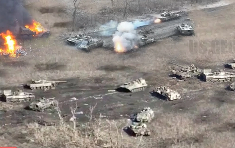 Tuy nhiên, Quân đội Nga không cho quân Ukraine một phút nghỉ ngơi, họ đã ngừng các cuộc tấn công quy mô lớn vào Hirnyk và gửi thêm lực lượng đến Tsukuryne, với ý định tạo ra một “lò nung lớn” ở phía bắc hồ chứa Kurakhovo, buộc quân Ukraine phải từ bỏ Hirnyk và phần còn lại của công sự phía tây sông Vovcha. Ảnh: Telegram.