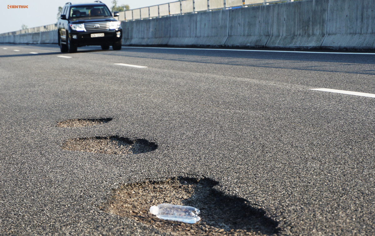 Cao toc 34.000 ty DN-QN va “o ga” xoay mon niem tin nguoi dan