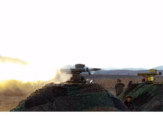 Tên lửa có thể là được trang bị hệ thống dẫn đường bán tự động bằng laser. Phương thức bắn này phổ biến trên nhiều thế hệ tên lửa chống tăng Nga, Mỹ hiện nay.