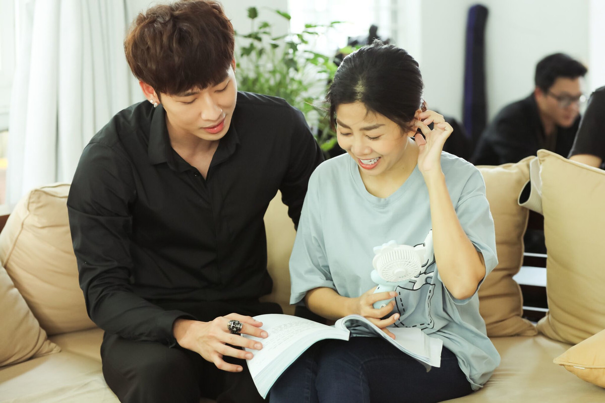 Vai dien cuoi day nuoc mat cua Mai Phuong truoc khi ra di-Hinh-3