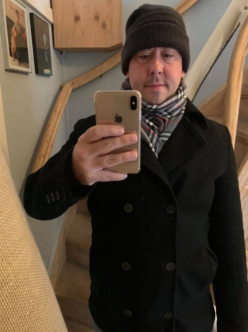 Ở anh Yvain De Bake, Thu Phượng tìm thấy những tính cách chuẩn mực của một người đàn ông trưởng thành và nền tảng kiến thức anh tích lũy được sau thời gian làm việc ở nhiều nơi trên thế giới.