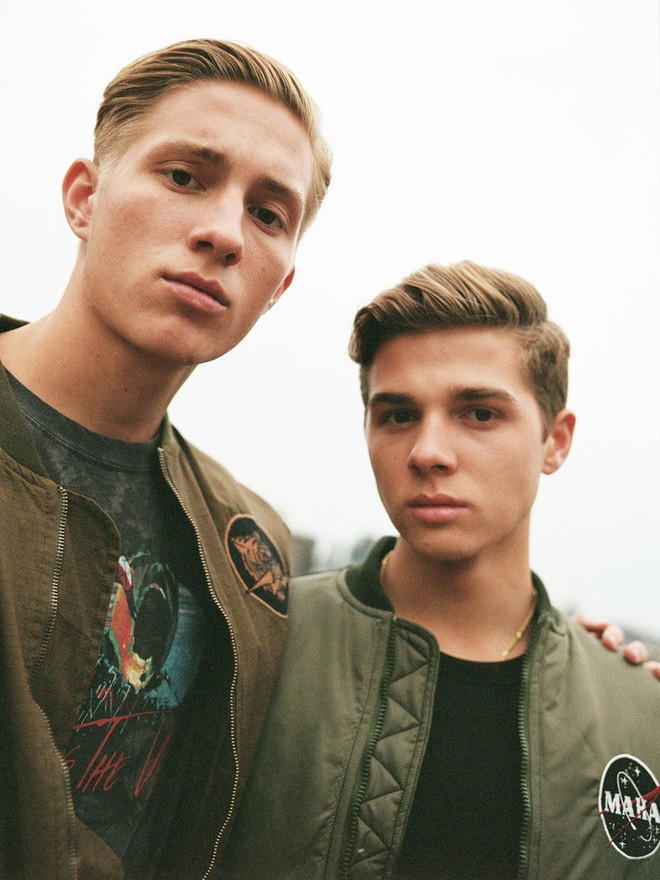 Đối với Thái tử Hy Lạp Pavlos, 2 con trai luôn là niềm tự hào.