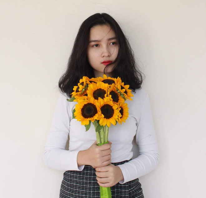 Ngoài danh hiệu hoa khôi, Ngọc Ánh còn nhận thêm hai giải phụ: Thí sinh trình diễn trang phục da hội đẹp nhất và Gương mặt khả ái. Trên mạng xã hội, người đẹp được khen có gương mặt phúc hậu với các đường nét thanh tú, ưa nhìn.