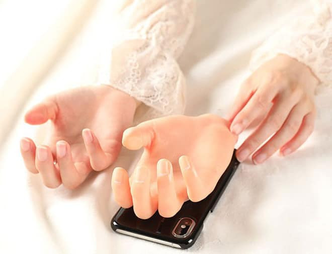 Chiếc ốp điện thoại dành cho những người độc thân...