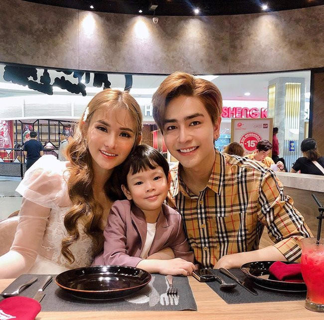 9X sau đó đăng đàn giải thích, cho biết yêu thương cậu bé Henry thật lòng. Tuy nhiên, dù có giải thích nhiều như thế nào thì hành động của Kin Nguyễn vẫn khiến nhiều người hâm mộ, ngay cả nhiều nghệ sĩ cũng quay lưng với anh.