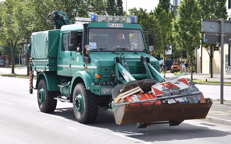 Kham pha nhung phuong tien dac biet cua canh sat cac nuoc-Hinh-3