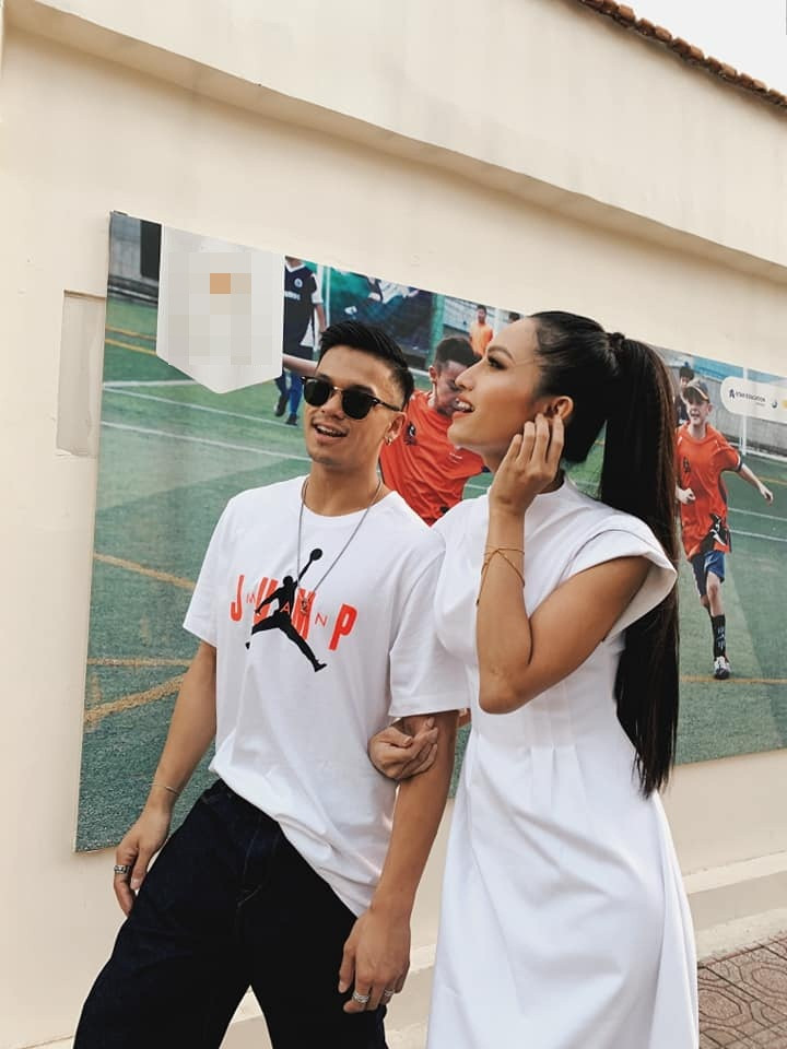 Mặc dù mến Trọng Hiếu đã lâu nhưng Hoài Sa vẫn không muốn gấp gáp trong chuyện tình cảm. Được biết hiện tại họ vẫn là bạn bè và tiếp tục tìm hiểu đối phương. "Đây là chuyện lâu dài, tôi đã đợi được 5 năm rồi thì chẳng việc gì phải hấp tấp ngay lúc này", Hoài Sa tâm sự.