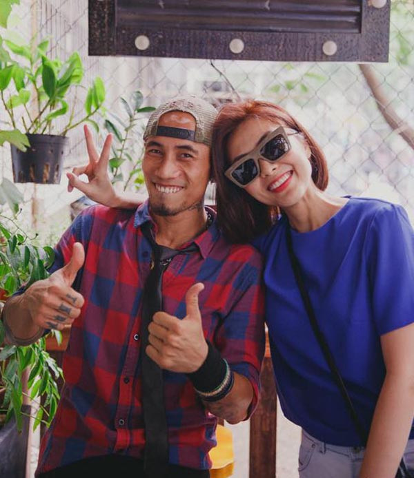 Hiện tại, cả hai đã yên bề gia thất, xem nhau như tri kỷ. Được biết mối tình giữa nam ca sĩ và người vợ tên Thùy Trang cũng do Hà Tăng kết tóc se duyên. Được biết bà xã Phạm Anh Khoa là người bạn rất thân của Tăng Thanh Hà và Thân Thúy Hà.