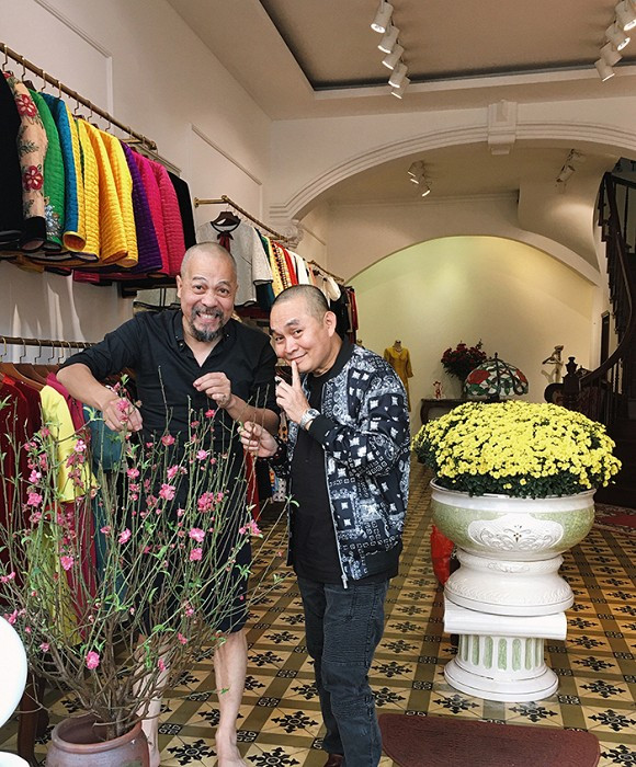 NTK Đức Hùng luôn đem đến hình ảnh mộc mạc, vui vẻ và gần gũi.