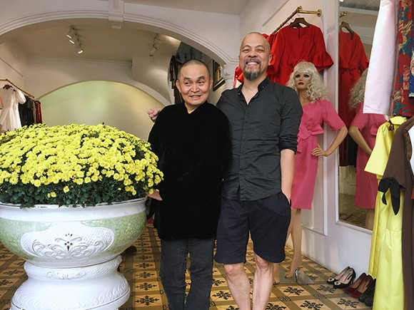 Với những hình ảnh này, khoảng cách giữa người nghệ sĩ và công chúng ái mộ được rút ngắn lại rất nhiều.