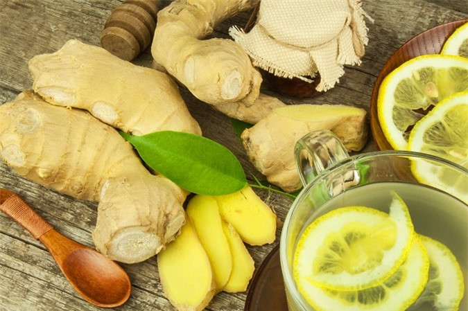 Dạ dày: Gừng là thực phẩm kích thích tiêu hóa, giúp bạn ăn ngon, trị các chứng đầy bụng, ợ hơi. Dùng một ly trà gừng ấm khi bụng đang khó tiêu sẽ nhanh chóng cải thiện tình hình.