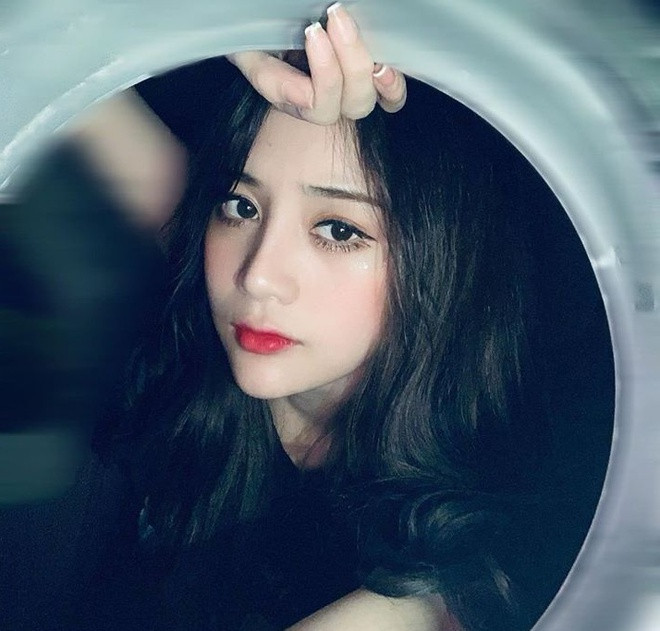 Dân mạng bắt trend "sống ảo" với nồi cơm điện, máy giặt, giấy bạc Dan mang bat trend