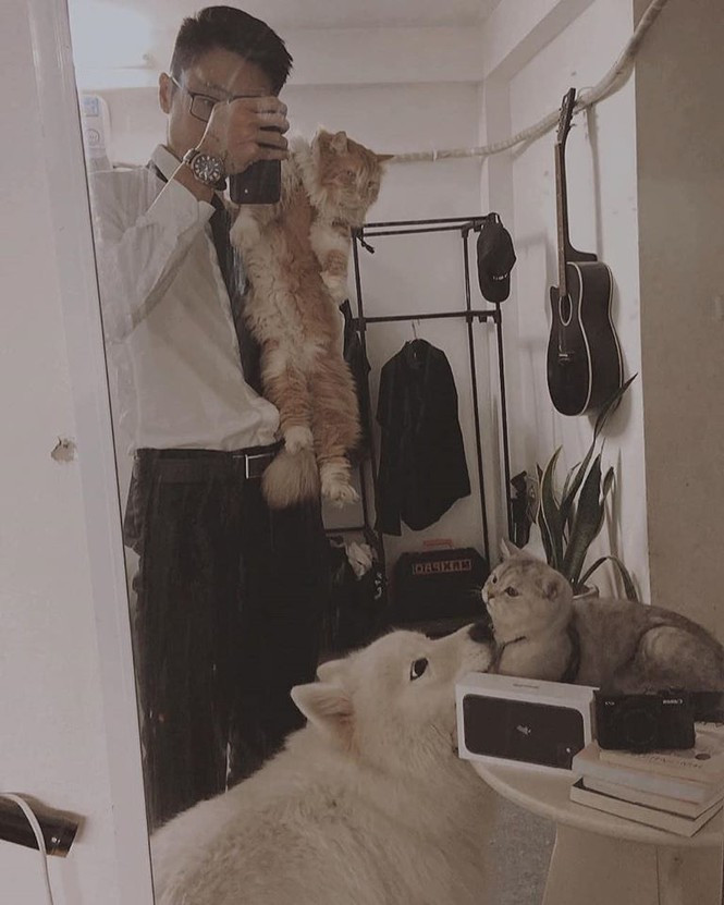 Chỉ với “đôi bàn tay trắng” và hơn một năm lao động miệt mài, Dat Pham đã sở hữu cho mình sự trưởng thành vô giá. Giờ đây, chàng trai 9X cảm thấy quyết định rời khỏi tổ ấm nhỏ của bố mẹ khi xưa là vô cùng đúng đắn, vì bản thân nhờ đó mà học được nhiều điều. Vì thế, nếu bạn đang là học sinh cuối cấp và chuẩn bị rời nhà đến một thành phố xa lạ để học đại học, thì đừng ngần ngại và lo lắng, bạn nhé!