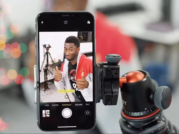 Vlogger 10 triệu sub nổi tiếng tiết lộ bí kíp thành sao trên YouTube - Hình 2 Vlogger 10 trieu sub noi tieng tiet lo bi kip thanh sao tren YouTube-Hinh-2